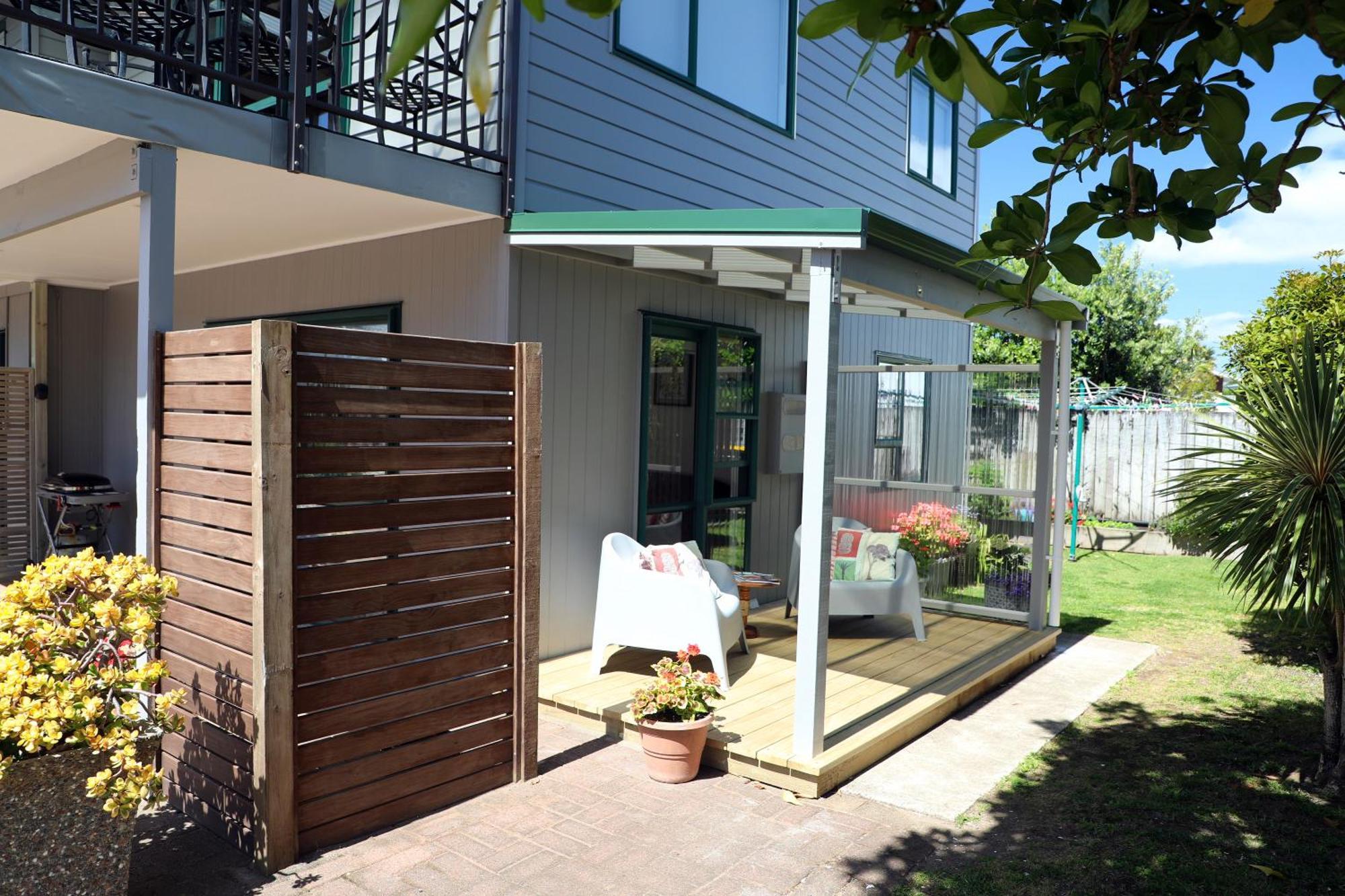 Blue Marlin Apartments Whitianga Exterior photo